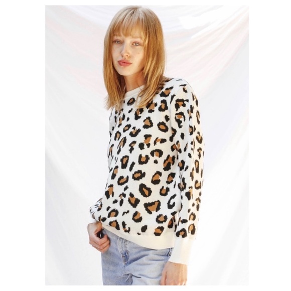 🍁New Fall🍁Leopard Print Cross Back Sweater - Picture 5 of 6